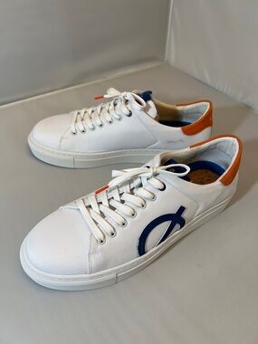 LOCI White Casual Sneakers with Navy Icon and Orange Heel